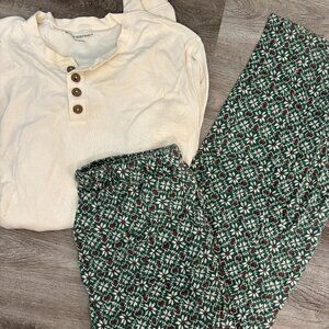 Burts Bee's Large Men's Matching set - christmas pajamas - family matching